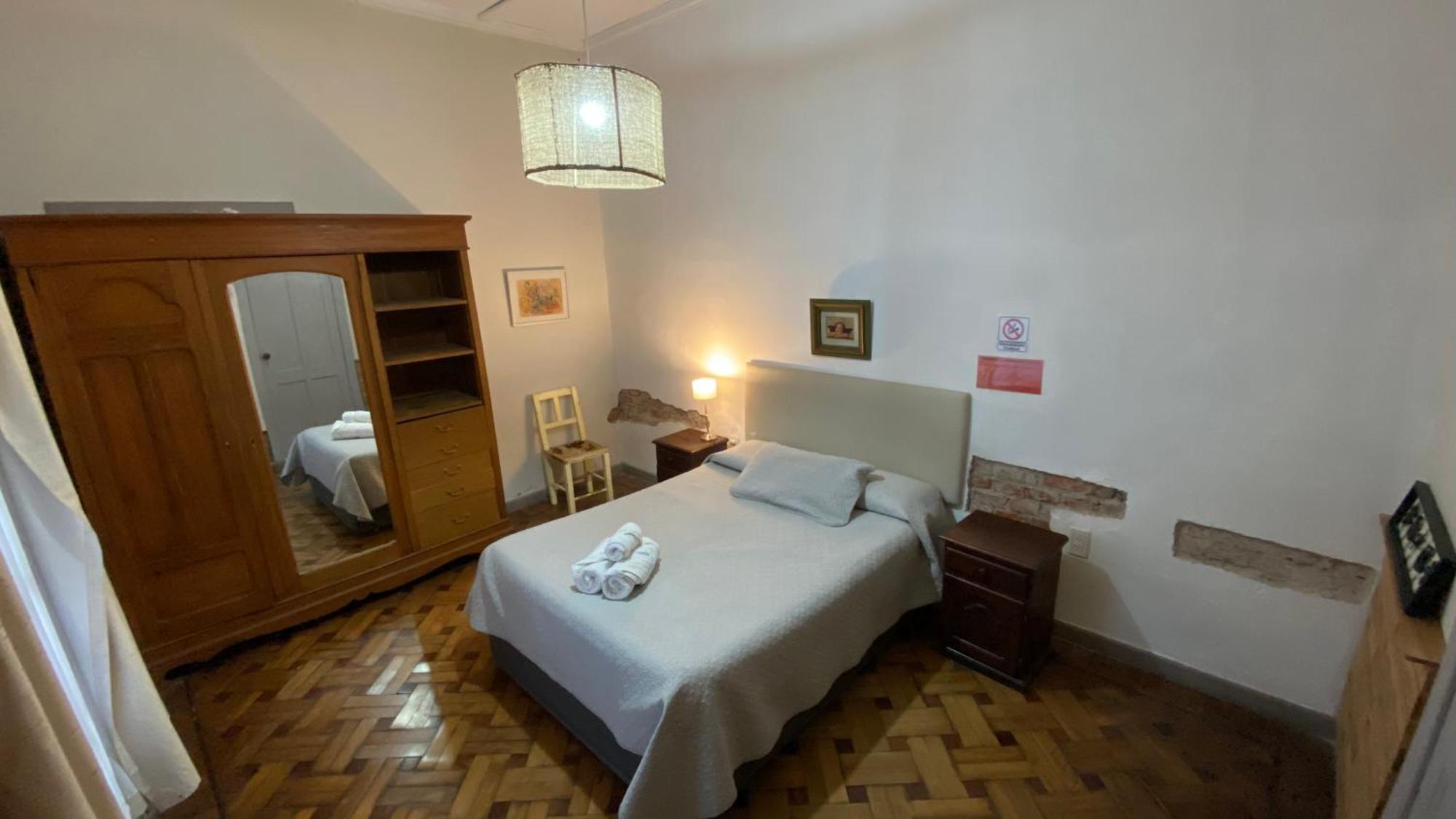 Alojamiento En El Centro De Salta - CasaguemesΣάλτα Εξωτερικό φωτογραφία